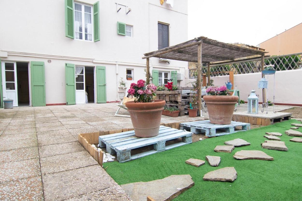 200Metri Dal Mare Raffinato Chalet Con Giardino Lejlighed Marina Di Pisa Eksteriør billede